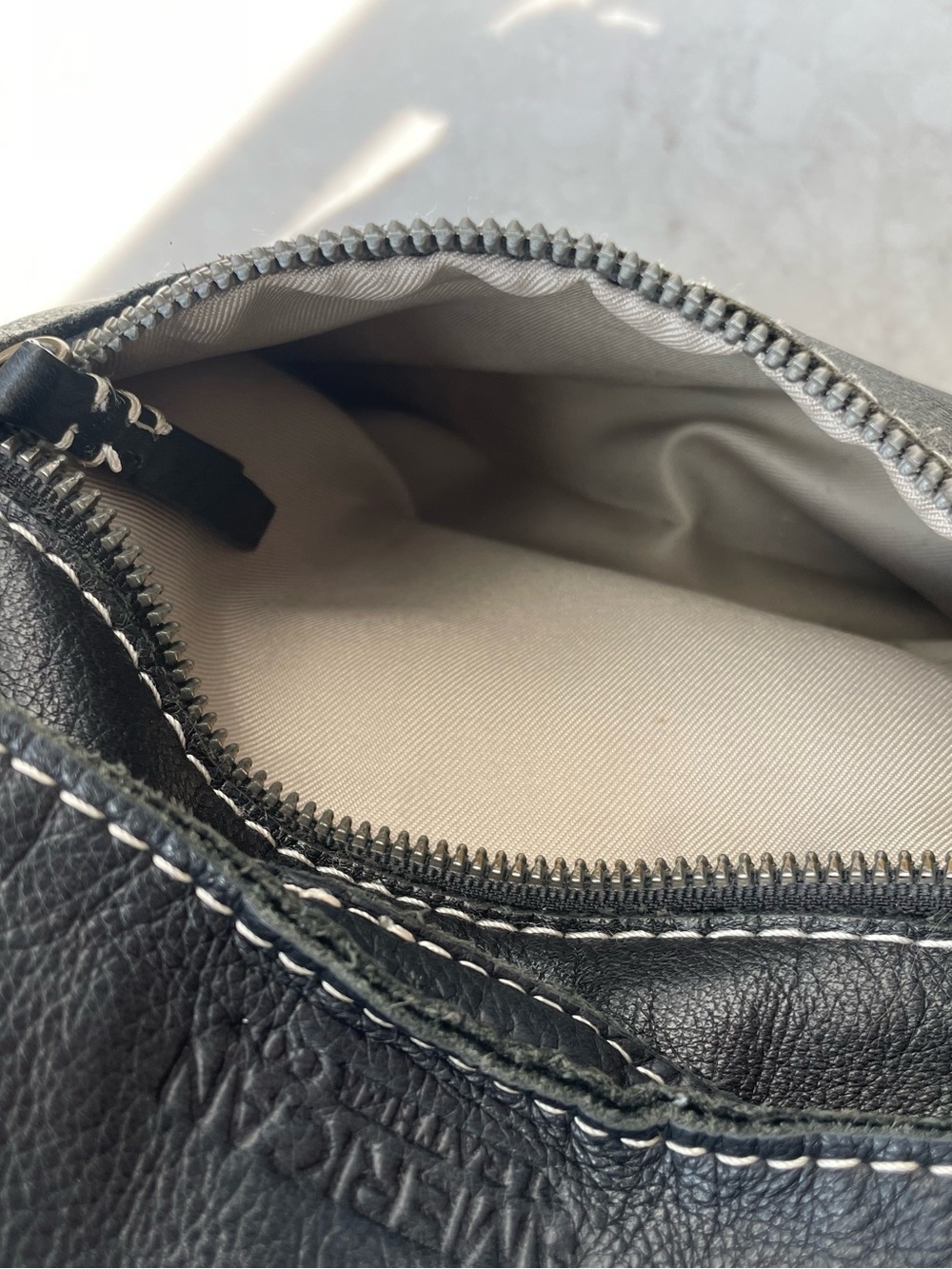 American Leather Co Black Leather Backpack Minimalist Everyday Bag - Picture 9 of 16